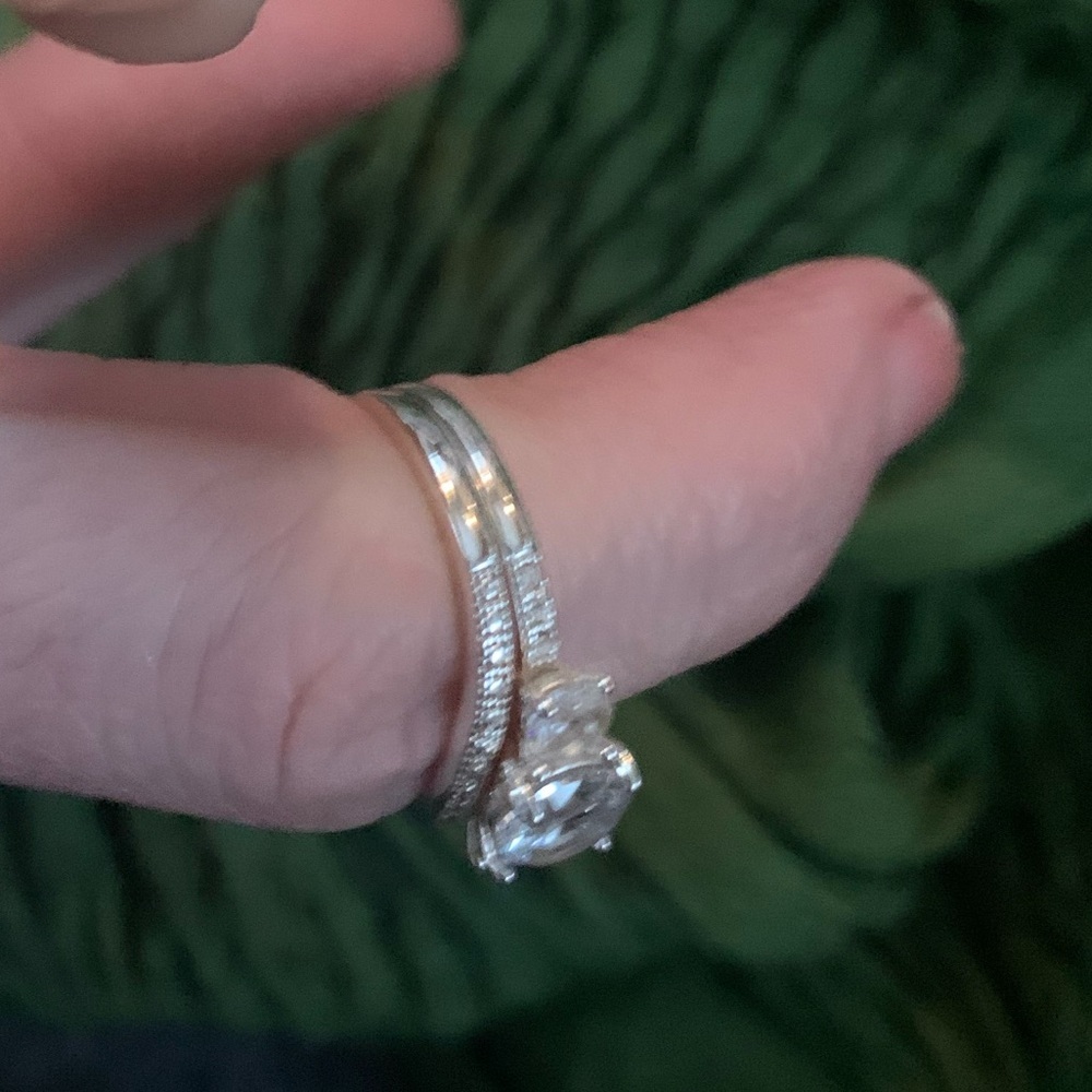 NWOT Primrose 925 Sterling Silver Brilliance Wedding Set size 7 msrp $100 - Picture 8 of 13
